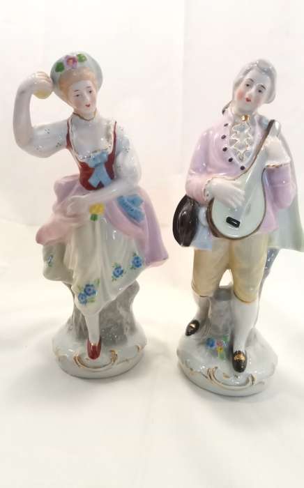 Charming Vintage porcelain couple with musical instruments