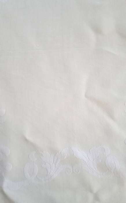 Vintage Damask tablecloth white on cream/light yellow
