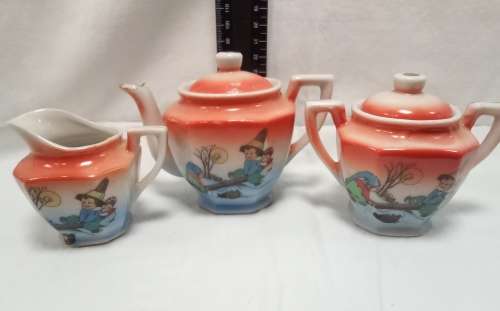 Cutest vintage miniature tea set