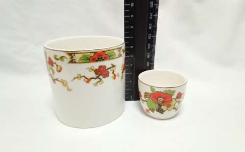 Two Alfred Meakin `Avalon` cups