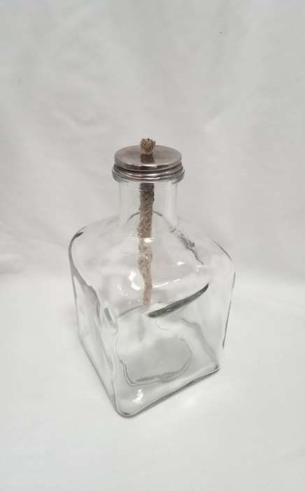 Lovely square glass oil burner