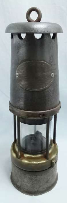 Vintage `Victor Kent Wolf` miner`s lamp