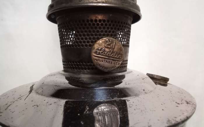 Lovely vintage Aladdin lamp nr2