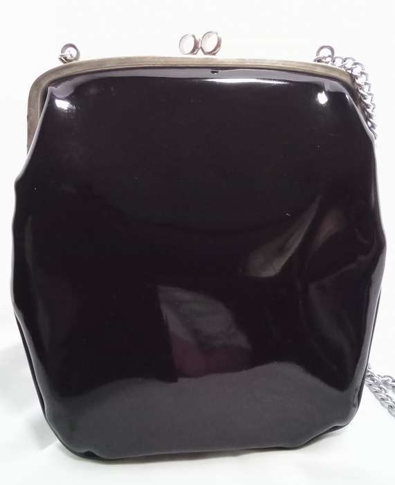 Lovely vintage black patent leather Mam`selle small handbag