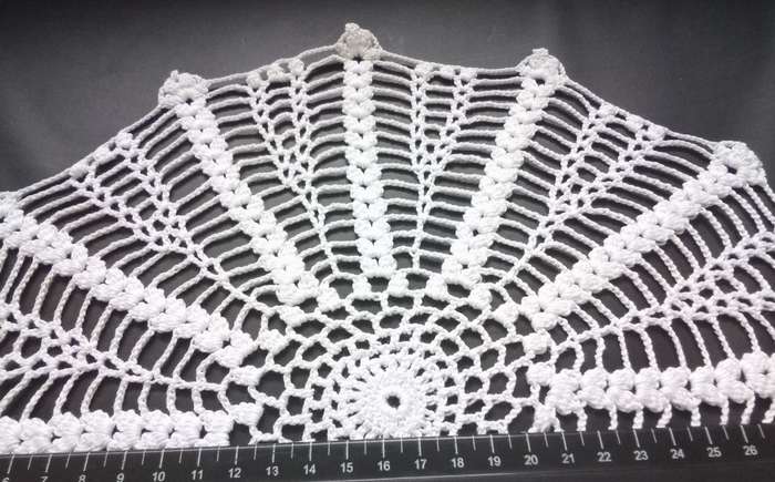 Pretty crocheted doily - about 32cms across