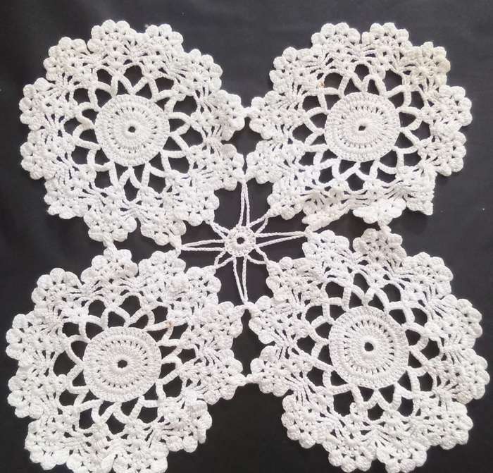 Lovely white square hand crocheted vintage doily