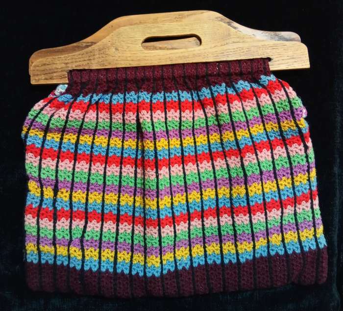 Stunning vintage crocheted handbag