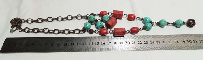 Lovely Vintage Turquoise and coral Beaded Necklace