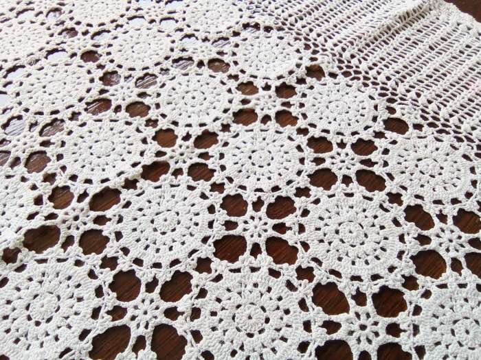 Vintage crocheted white tablecloth - About 80x80cms