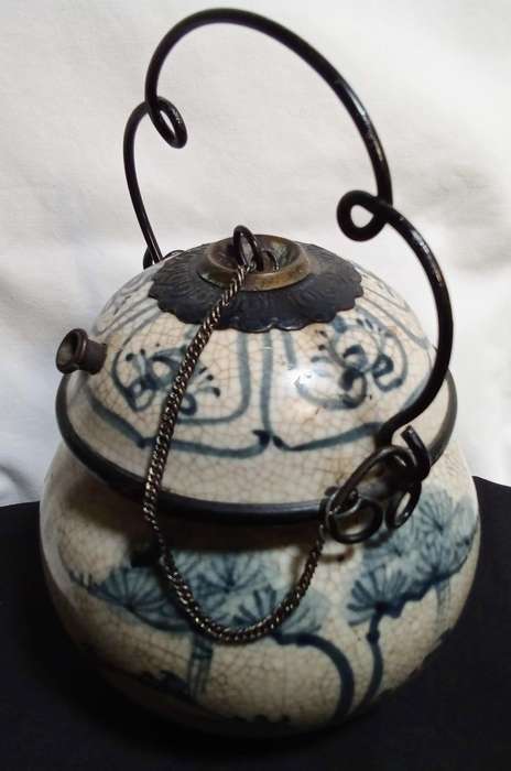Vintage (possibly antique) oriental crackle glaze opium pot