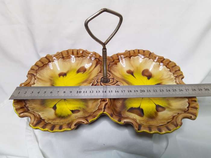 Stunning vintage 1970s Maddux of California pottery serving divided dish