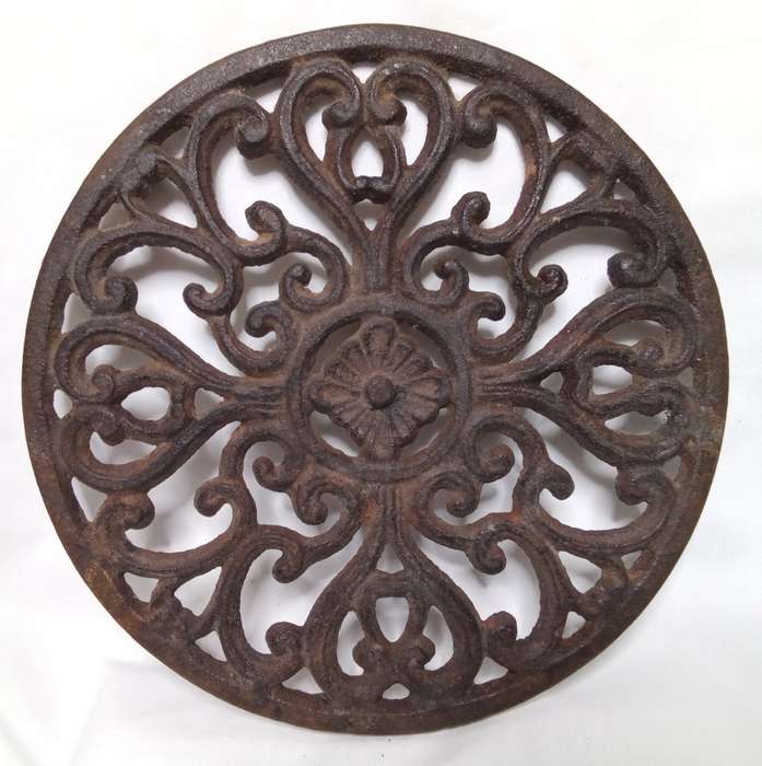 Beautiful Metal trivet