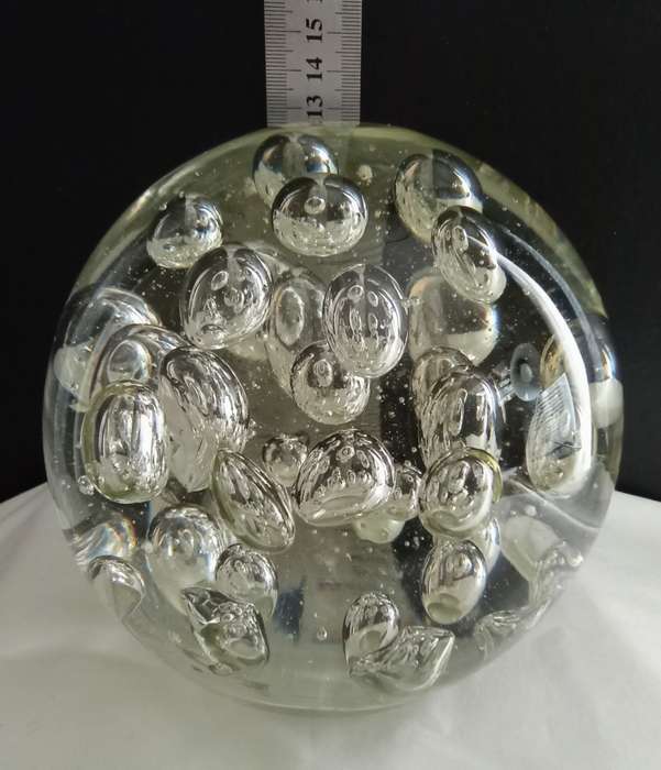 Stunning large vintage controlled bubble paper weight