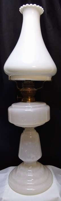 Stunning Vintage Milk glass single burner lamp with white glass shade