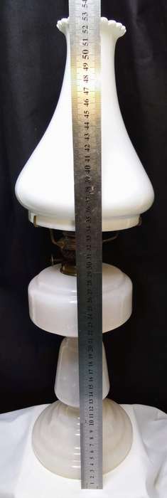 Stunning Vintage Milk glass single burner lamp with white glass shade