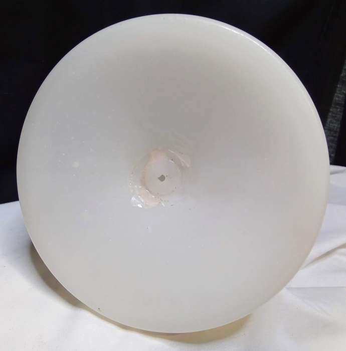 Stunning Vintage Milk glass single burner lamp with white glass shade