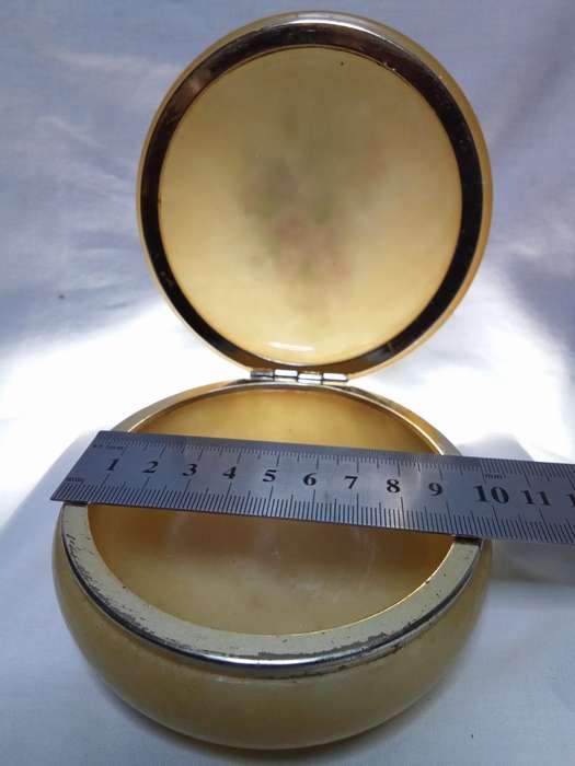 Vintage Italian Alabaster trinket box with hinged lid