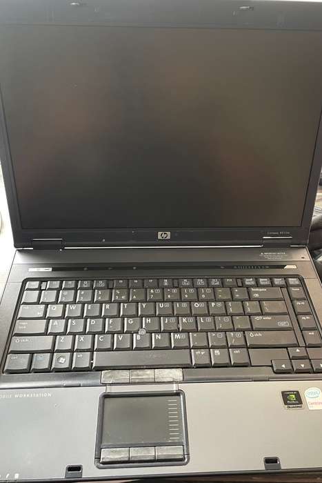 HP Compaq 8510w  Mobile Workstation for parts