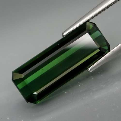 6.00ct.Good Color! Natural Big Top Green Tourmaline Perfect Shape And Eye Clean!