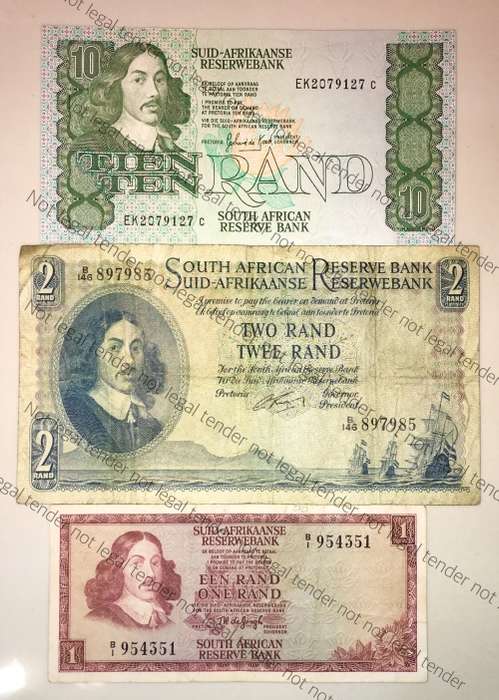 SET OF VARIOUS GOVERNORS & DECIMALS R10 , R2 & R1 B1 ( 1 BID TAKES ALL)