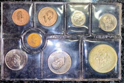 S A MINT UNCIRCULATED SET 1976 --SILVER R1 TO 1/2 CENT - SEALED FROM SA MINT