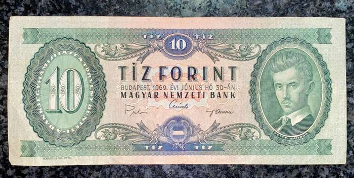 HUNGARY 50 FORINT BUDAPEST 1986