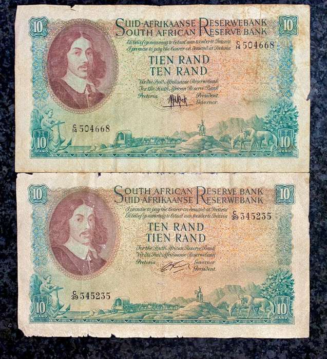 SET OF R10 NOTES BOTH GOVERNORS MH DE KOCK 1961 & G RISSIK 1962(1 BID TAKES ALL)