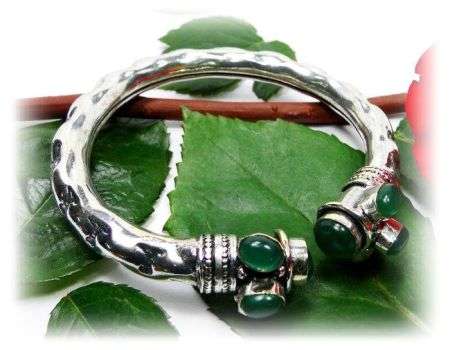 *GORGEOUS* HANDCRAFTED GREEN ONYX 925 STERLING SILVER BRACELET