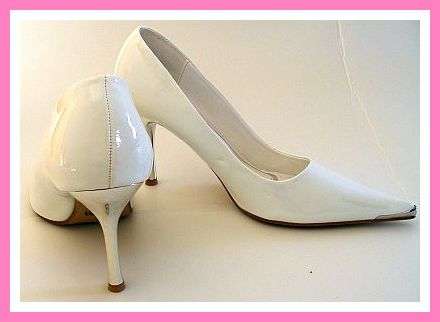 SIZE: 5 - GLAMOUROUS WHITE COURT SHOES WITH SILVER HEELS BY PLUM DELICIOUS