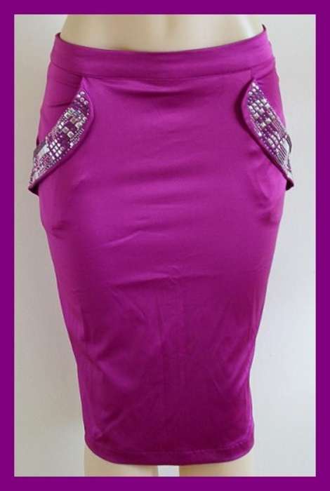 SIZE: 34 - FUSCHA STRETCH SATIN SKIRT WITH RHINESTONE DETAIL ON POCKETS
