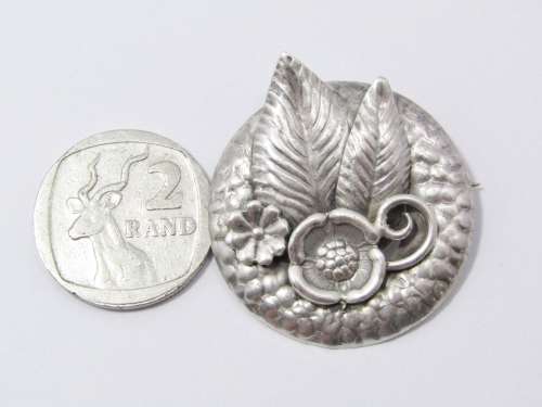 Lovely Vintage Mari-Lou Sterling Silver Brooch