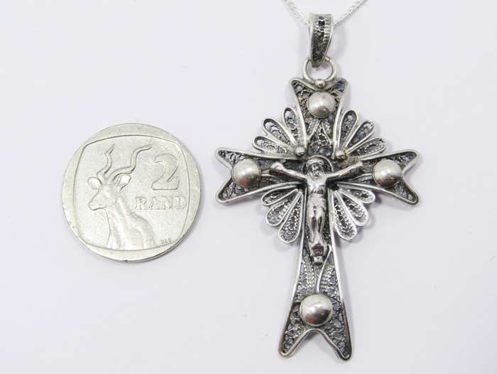 A Gorgeous Detailed Crucifix Pendant On Chain in Sterling Silver.