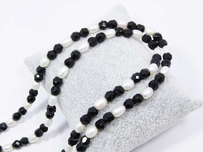 A Freshwater Pearls and Black Jet Beads With a Sterling Silver Clasp