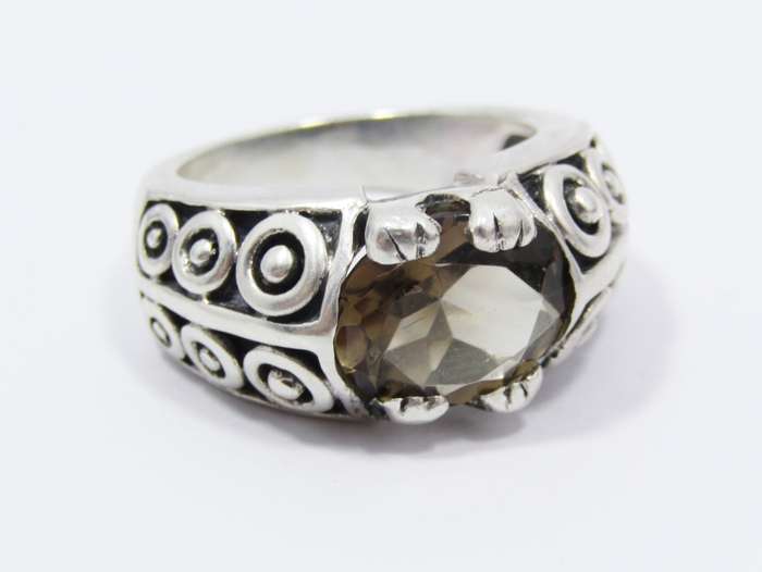 A Lovely Chunky Smoky Quartz Ring in Sterling Silver.
