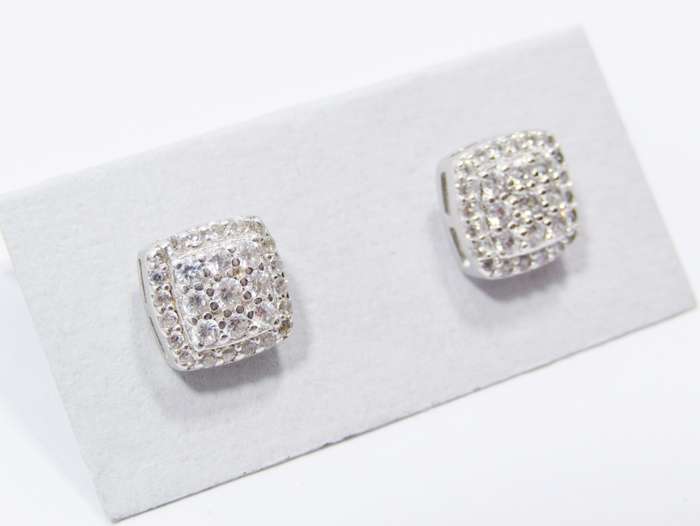 A Lovely Pair of Square Zirconia Earrings in Sterling Silver.