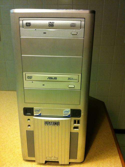 Intel Core 2 Quad CPU Q9300 @ 2.5GHz Desktop for SALE
