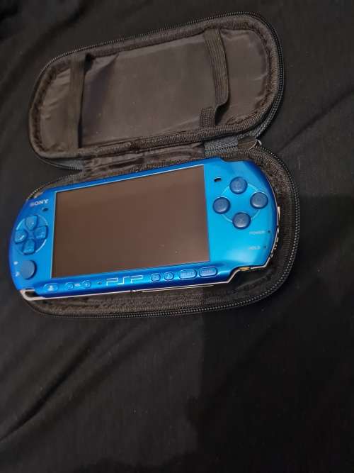 ***Please Read Description*** Sony PsP Slim (no battery or charger)