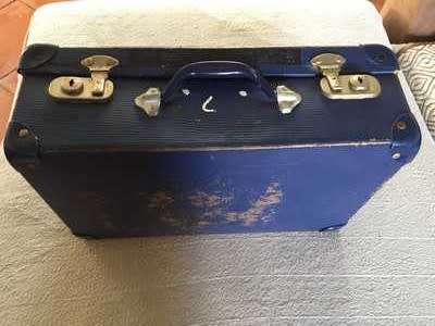 VINTAGE SCHOOL SUITCASE (BLUE) - A BIT OF WEAR AND TEAR.....BUT A GEM