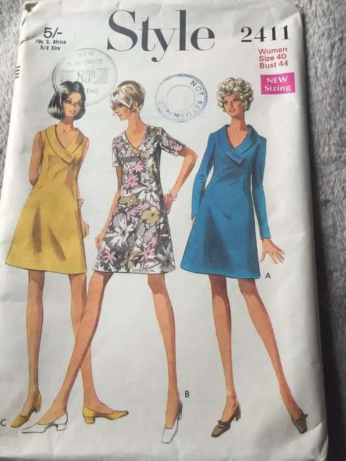 PATTERN STYLE 2411 VINTAGE - DRESS (SIZE 40)