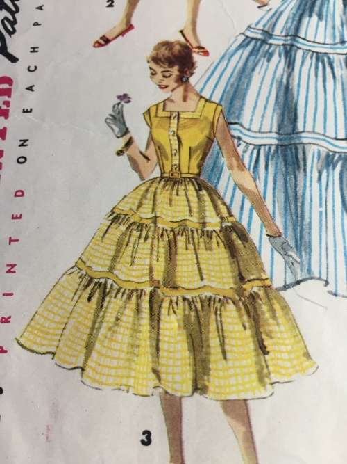 PATTERN SIMPLICITY 1082 (VERY VINTAGE, TIDY PATTERNS) - ONE-PIECE DRESS (SIZE 14)