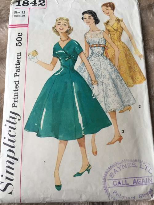 PATTERN SIMPLICITY 1842 (VERY VINTAGE, TIDY PATTERNS) - ONE-PIECE DRESS (SIZE 12)