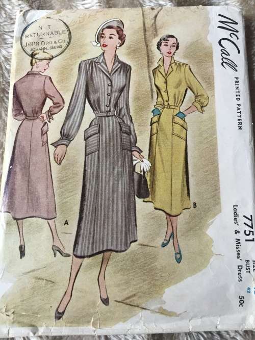 PATTERN MCCALL`S 7751 (VERY VINTAGE, TIDY PATTERNS) - DRESS  (SIZE 42) BIG SIZE