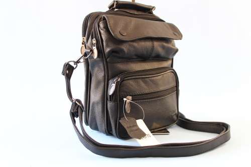 100% Genuine leather Shoulder/Messanger Bag- Enough room for all essentials!