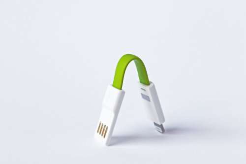 Tiny keyring phone charger - for iOS