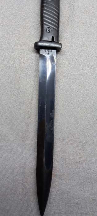 ORIGINAL WW2 GERMAN MAUSER BAYONET. BERG and CO. 1937. VERY GOOD CONDITION