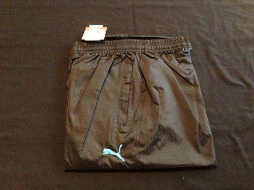 PUMA 3/4 Shorts - Large