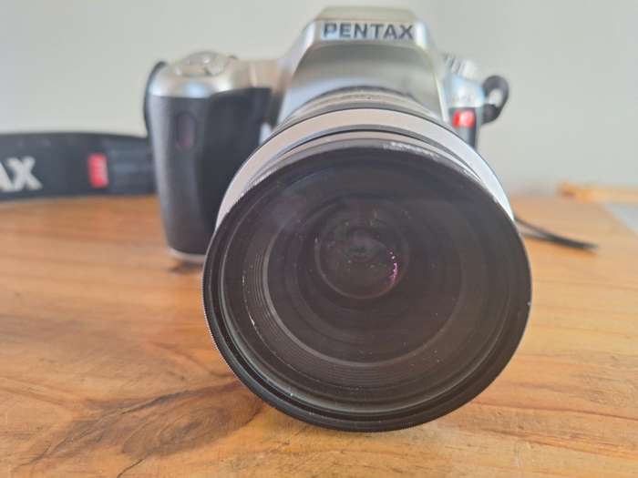 Pentax *ist DL digital camera