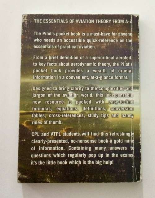 The Pilots`s Pocket Book - Jonathan Stoner. Softcover, 2003