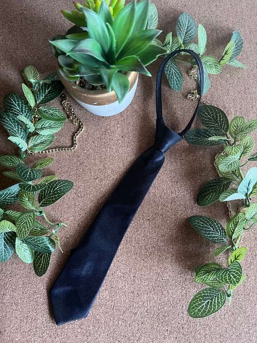 Black Zip Kiddies Tie