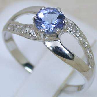 0.60 CT 14K WHITE GOLD NATURAL TANZANITE SOLITAIRE DIAMOND RING - R1/NR